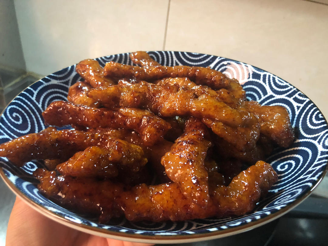 厨师长教你：“糖醋里脊”的老式经典做法，酸甜可口，小孩最爱