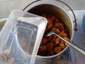 鱼圆咖喱鸡面·Fish Ball Chicken Curry Mee的做法 步骤6