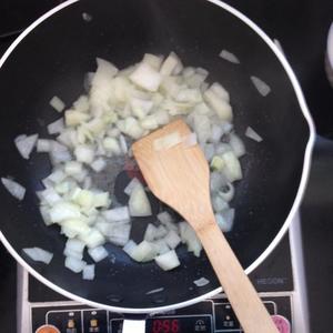 土豆鸡块咖喱饭的做法 步骤5