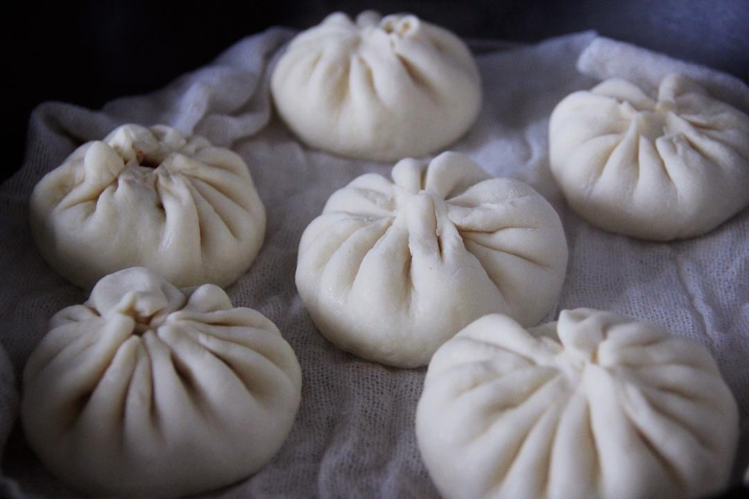 小白菜香菇香干馅儿菜包子