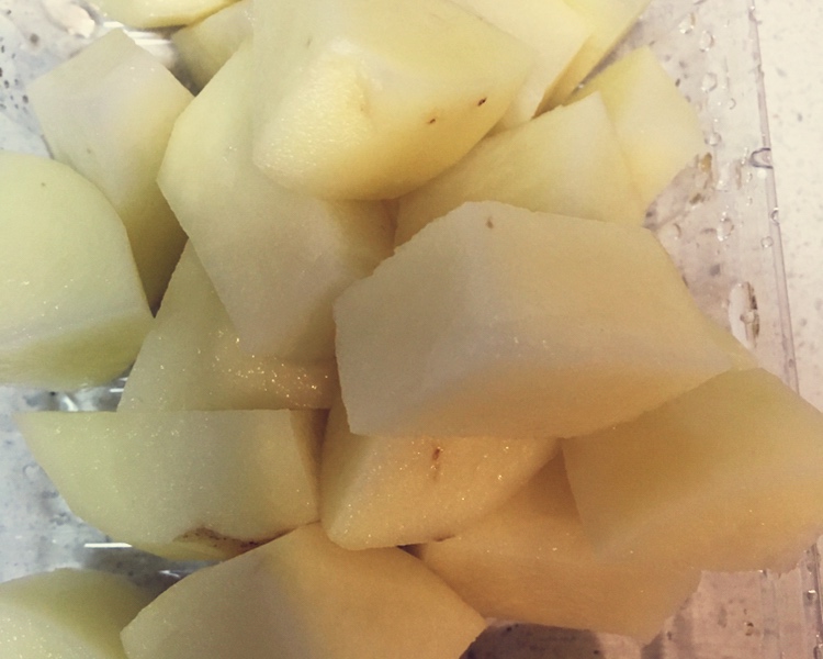 刀豆土豆炖五花肉的做法 步骤1