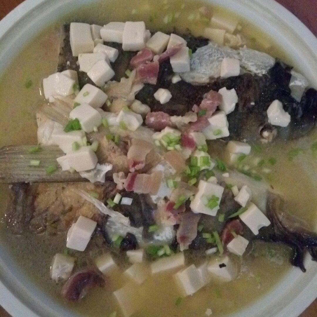 鱼头豆腐汤