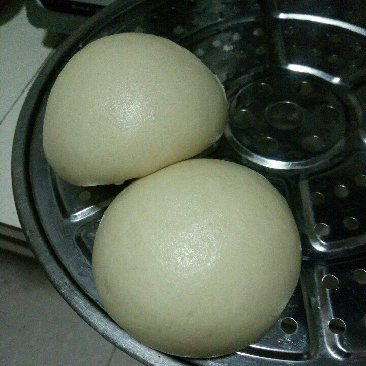 芝麻盐盐做的老面戗面白馒头