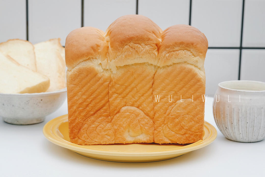 奶香纯粹的重料淡奶油吐司