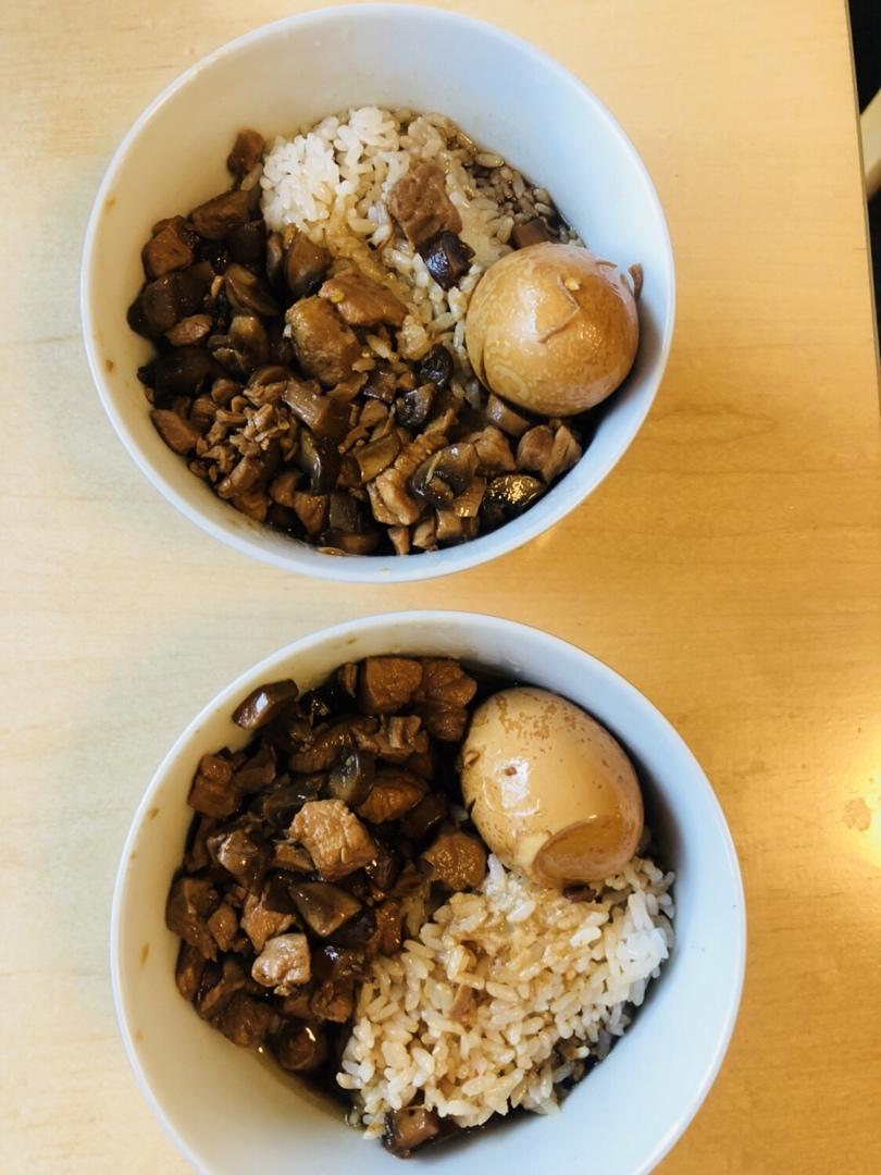 在家也能做的卤肉饭