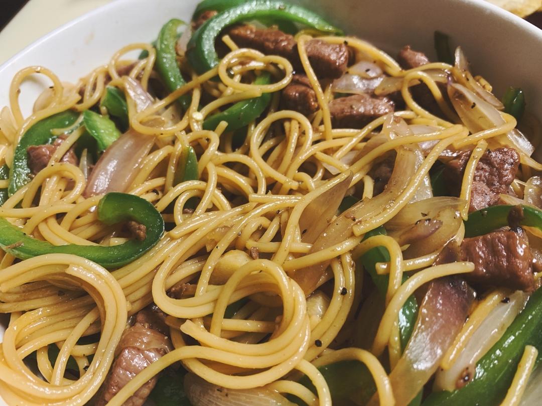 比餐厅好吃的黑椒牛柳意面🍝零失败简单教程