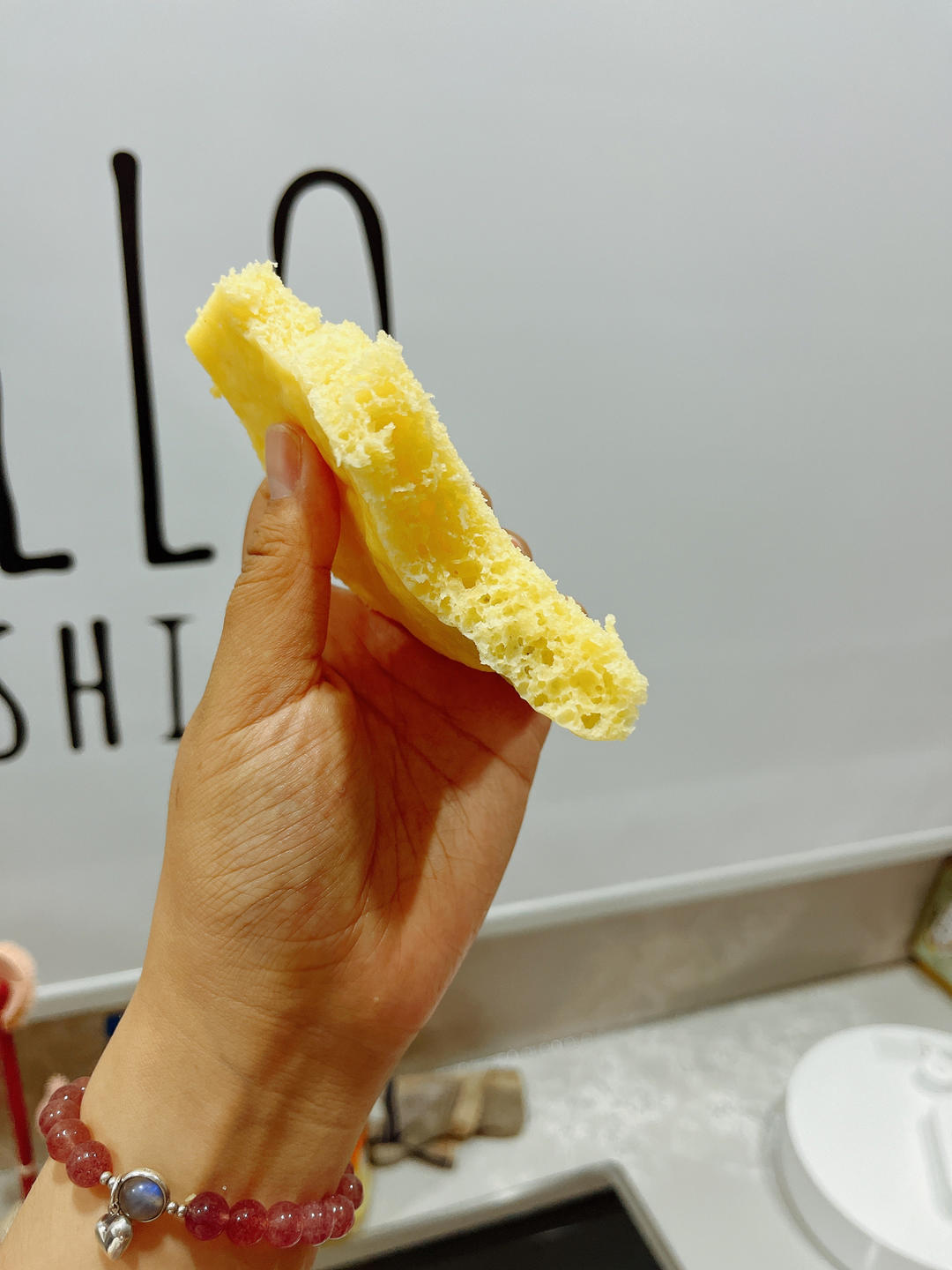 奶香玉米面发糕  这样做表皮光滑  弹性十足  口感一级棒  附视频
