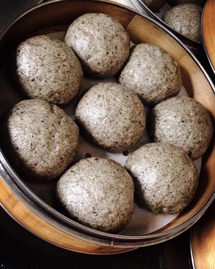 奶香黑芝麻刀切馒头