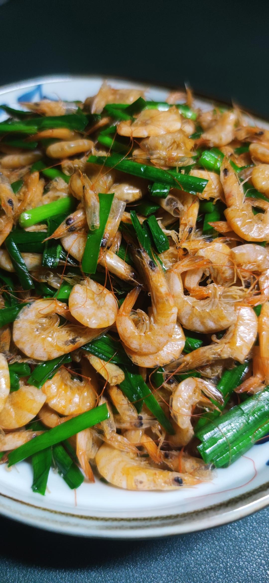 小河虾炒韭菜