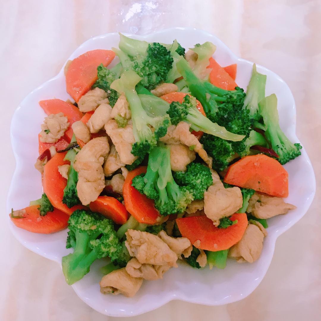 西兰花炒鸡肉