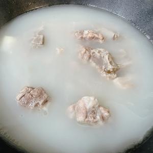 冬日美食|东北铁锅炖豆角排骨土豆（贴饼子一锅出）的做法 步骤22