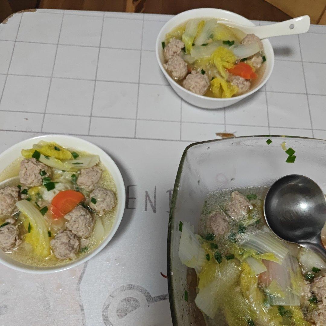 巨鲜美的冬瓜丸子汤