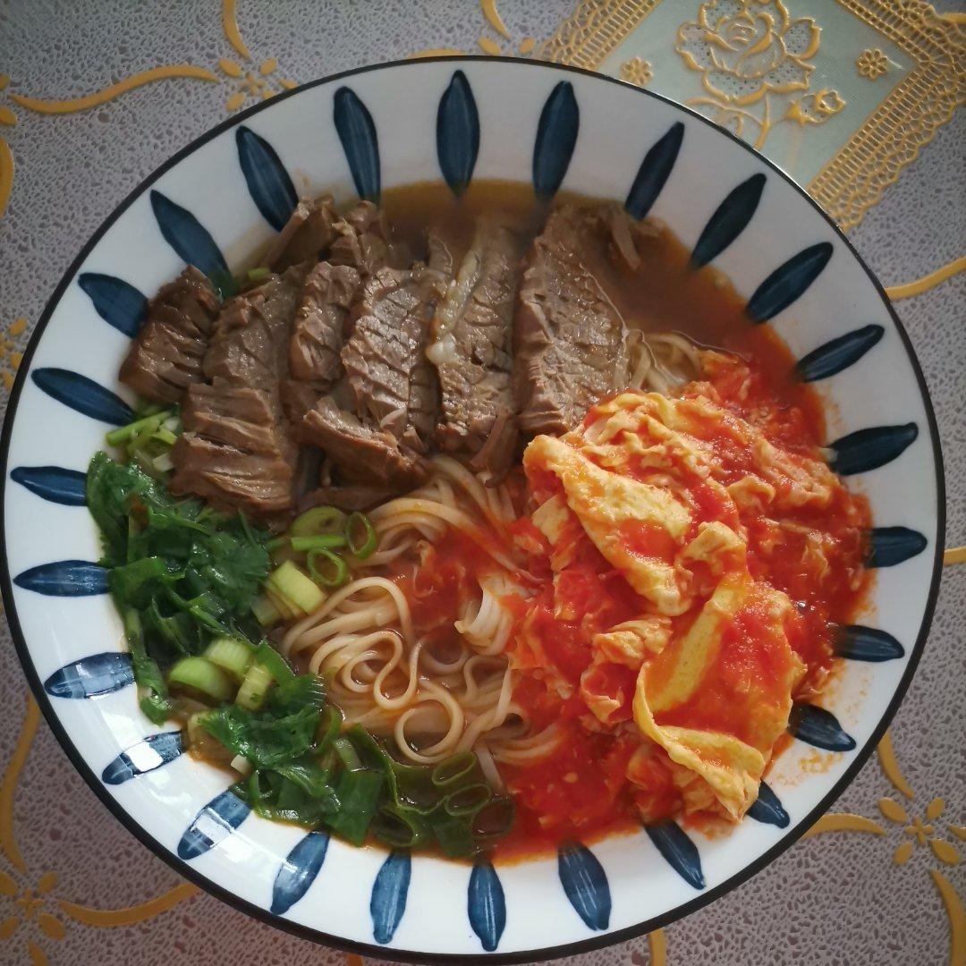 家庭秘制「红烧牛肉面」