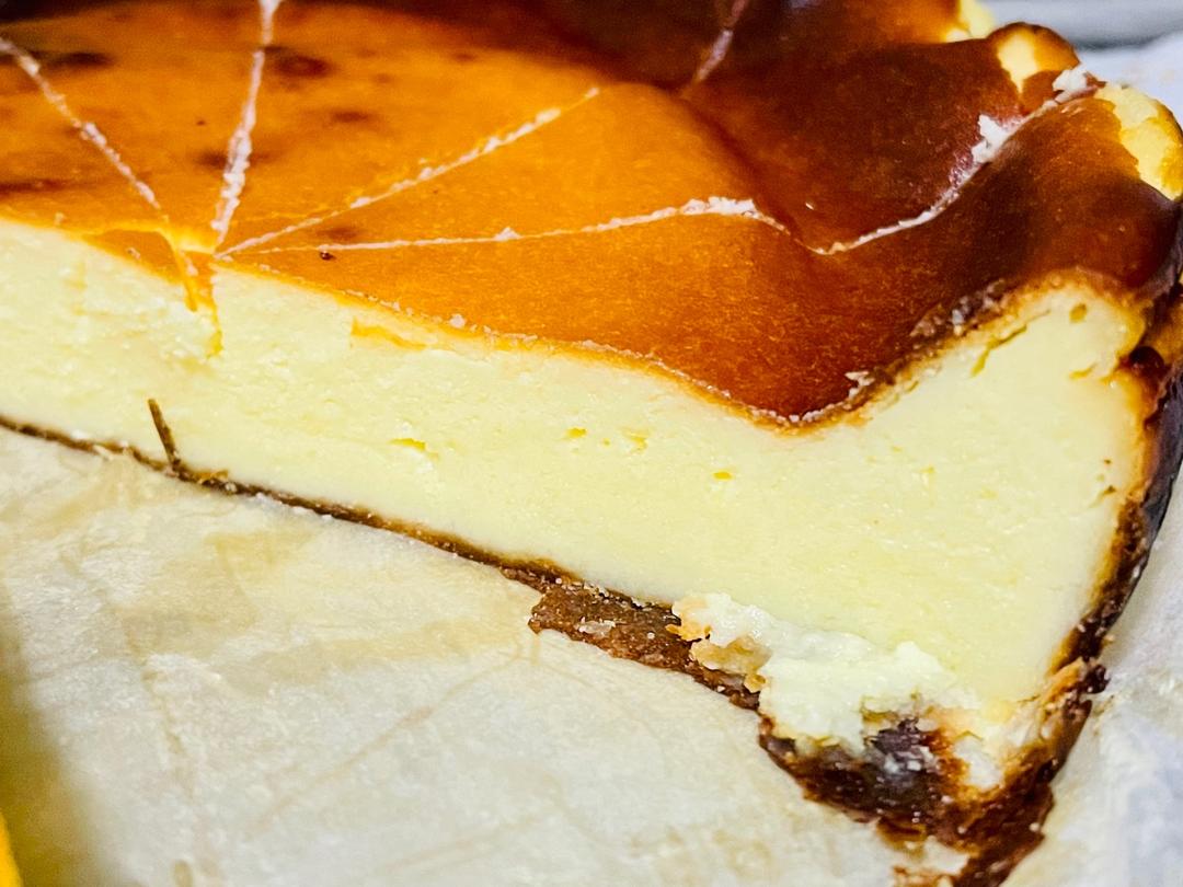 好利来同款巴斯克蛋糕