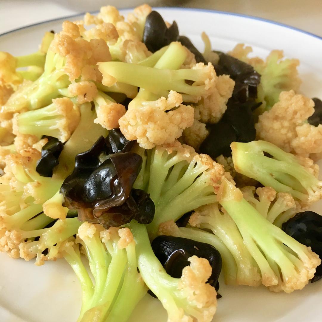 花菜炒木耳