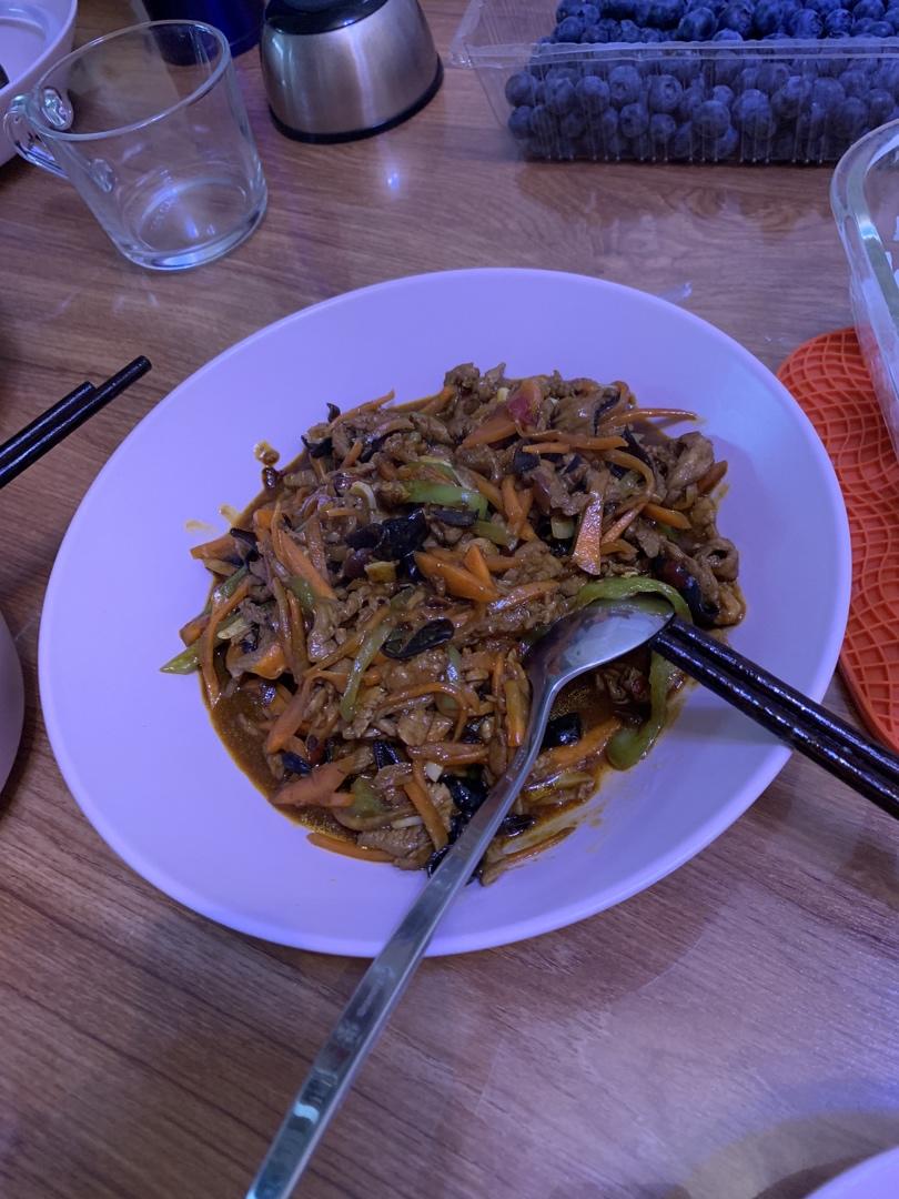 超好吃的鱼香肉丝（做法相当简单，一看就会）