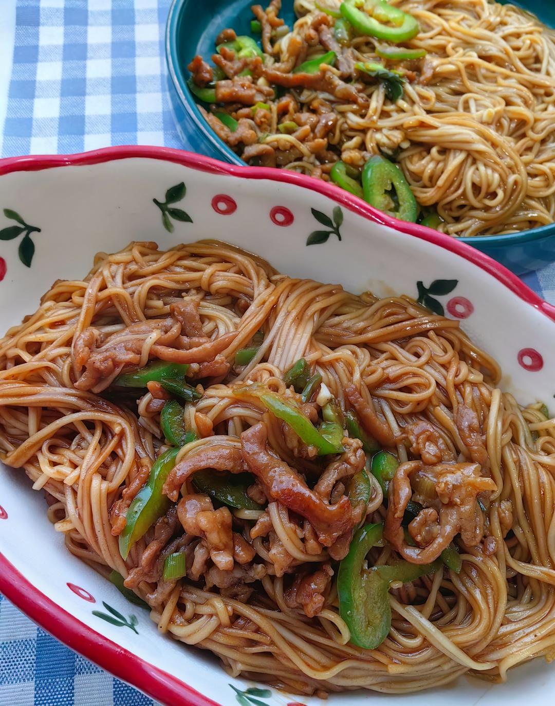 拿手好面 老爸爱吃的陈醋尖椒肉丝炒面