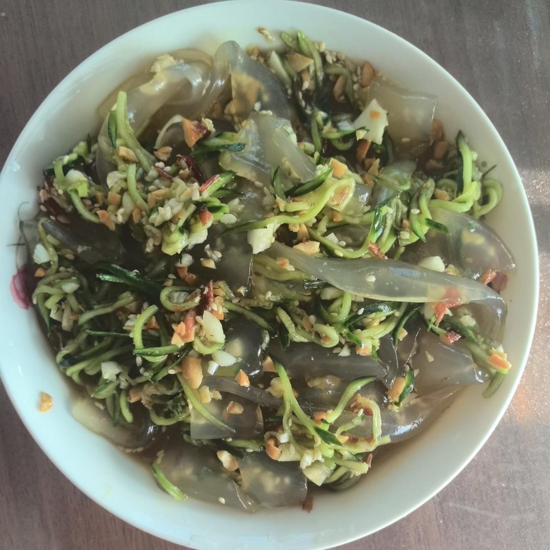 自制东北大拉皮（附绝味万能凉拌汁）