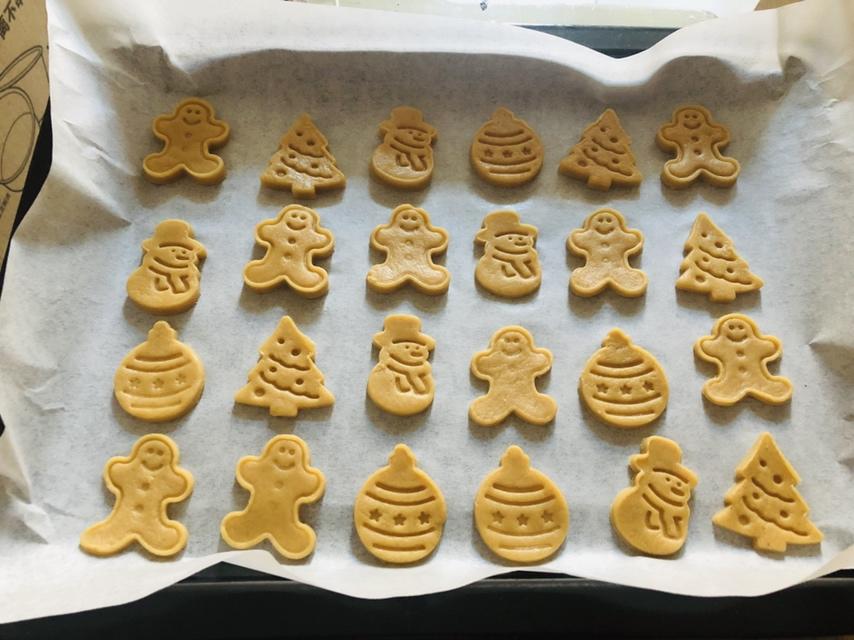 姜饼人与圣诞树