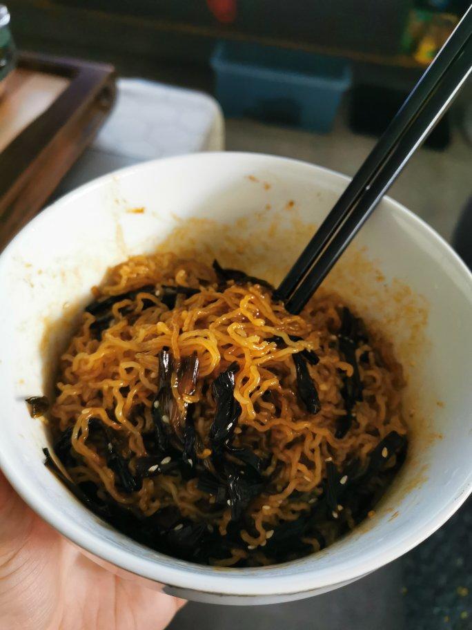 葱油面的葱油