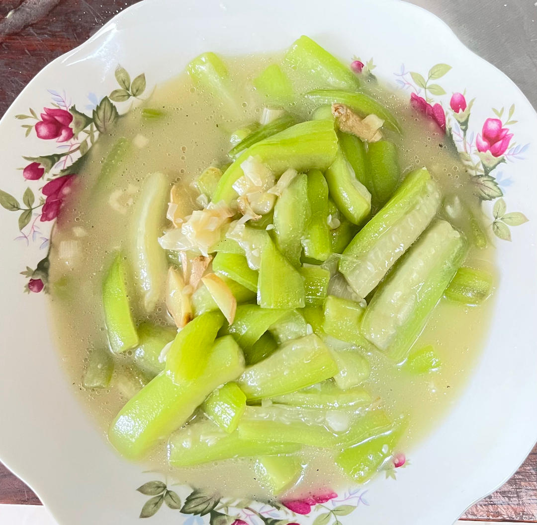 最简单最好吃的白油丝瓜