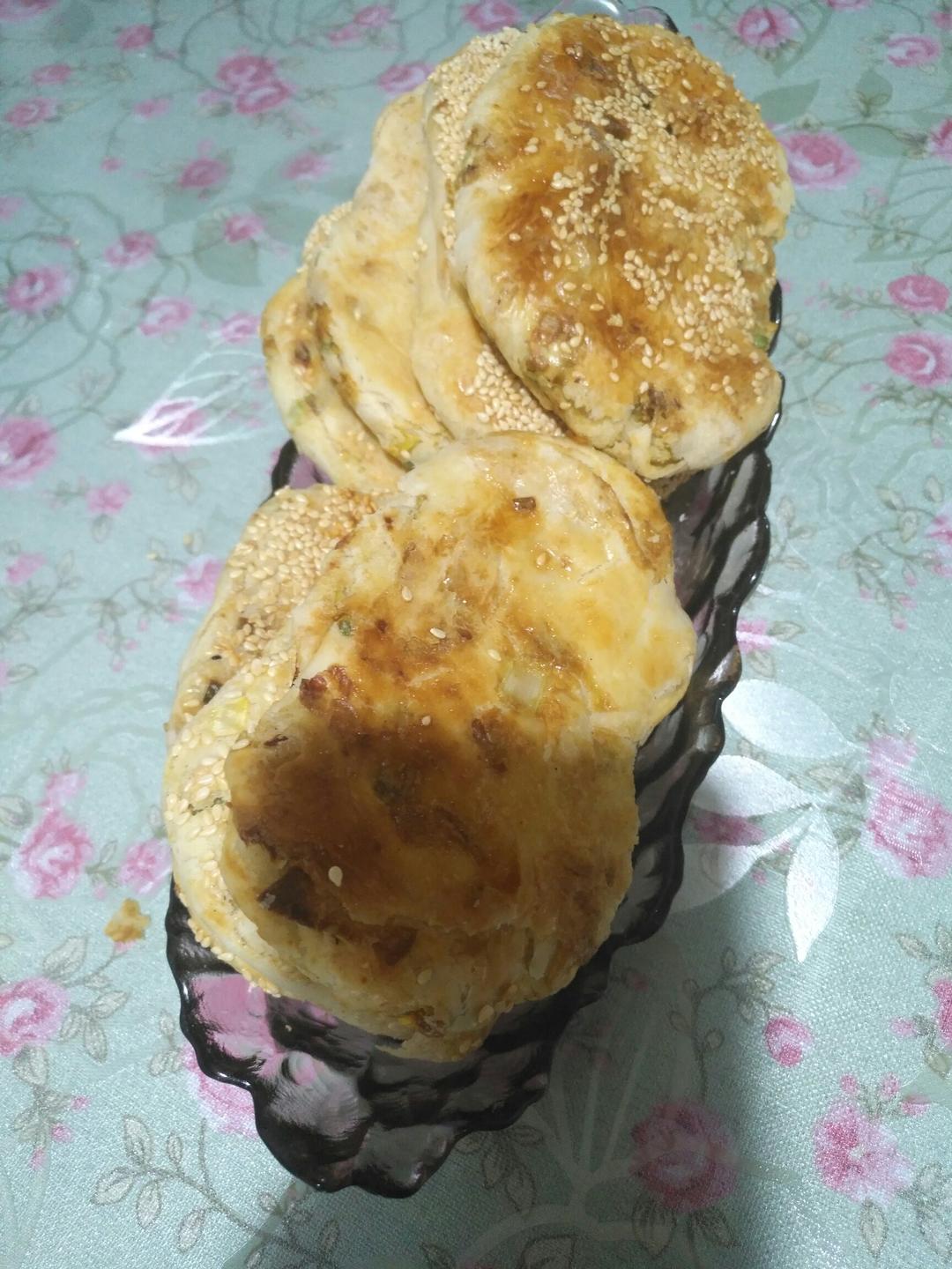 外酥内软的香葱酥饼