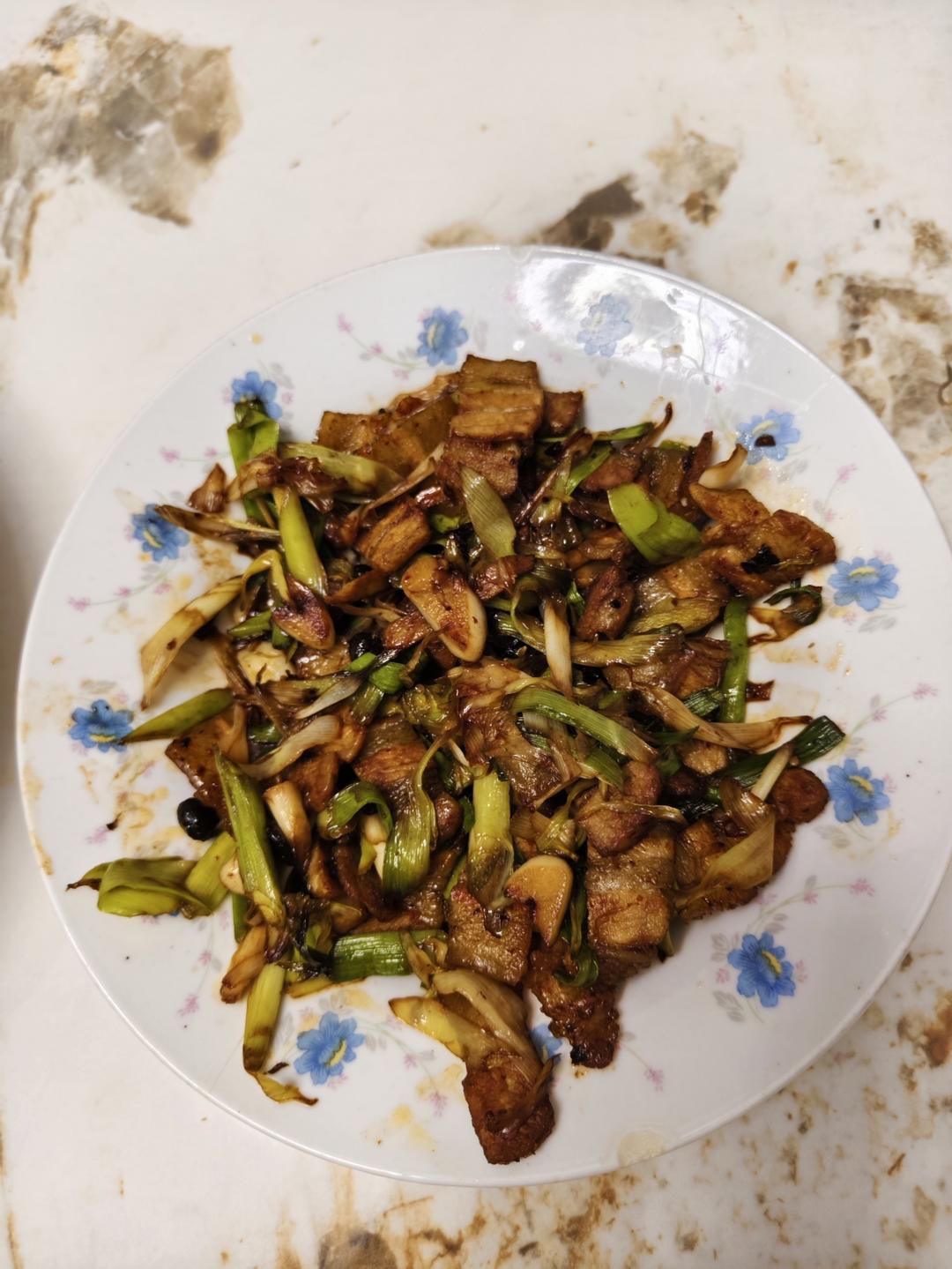 蒜苗回锅肉——经典川菜