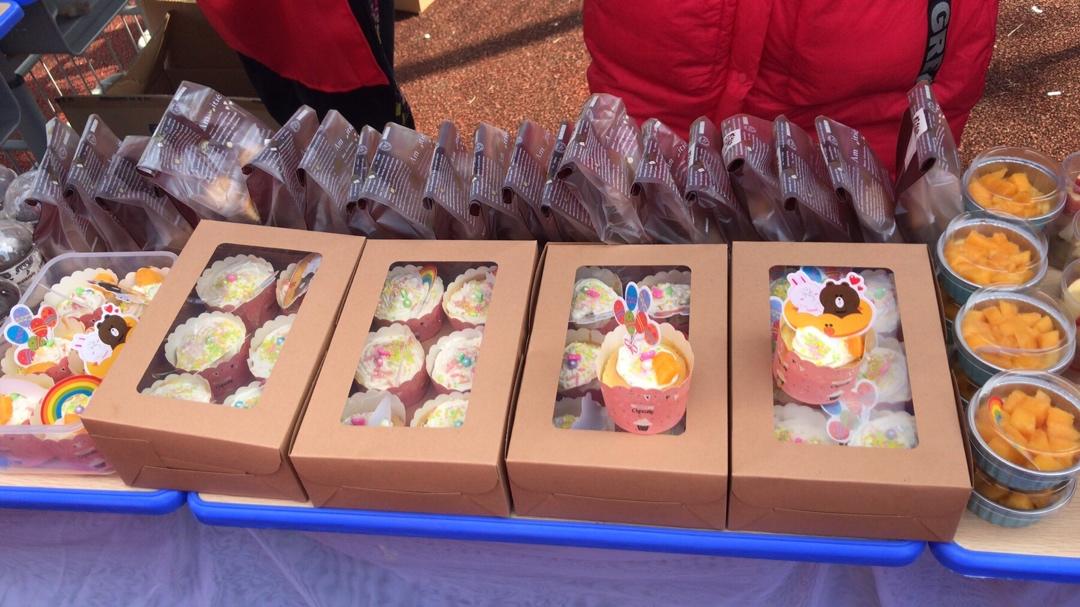 全蛋海绵纸杯蛋糕