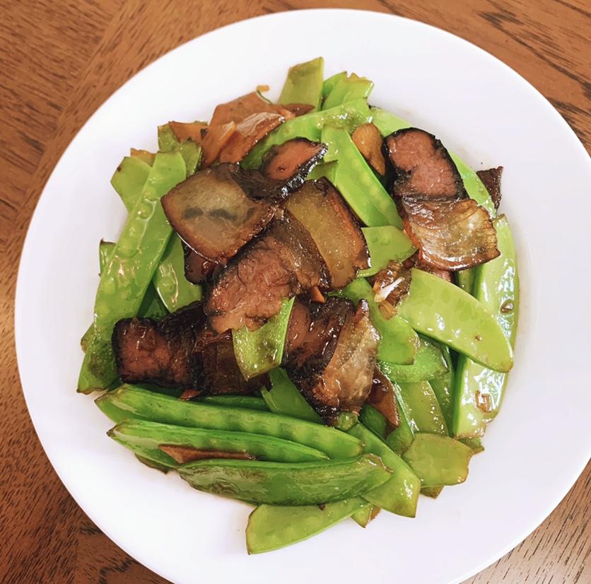 荷兰豆炒腊肉