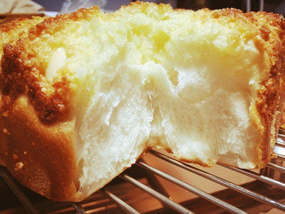 快手椰蓉小餐包（一次发酵照样柔软又拉丝）