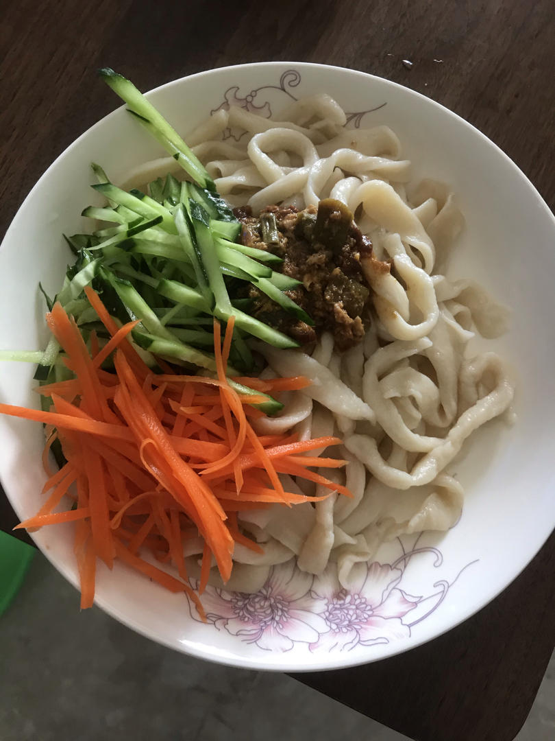 手工拉面（揉面只要两分钟）