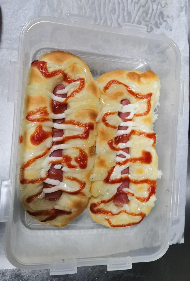 香葱火腿肠面包