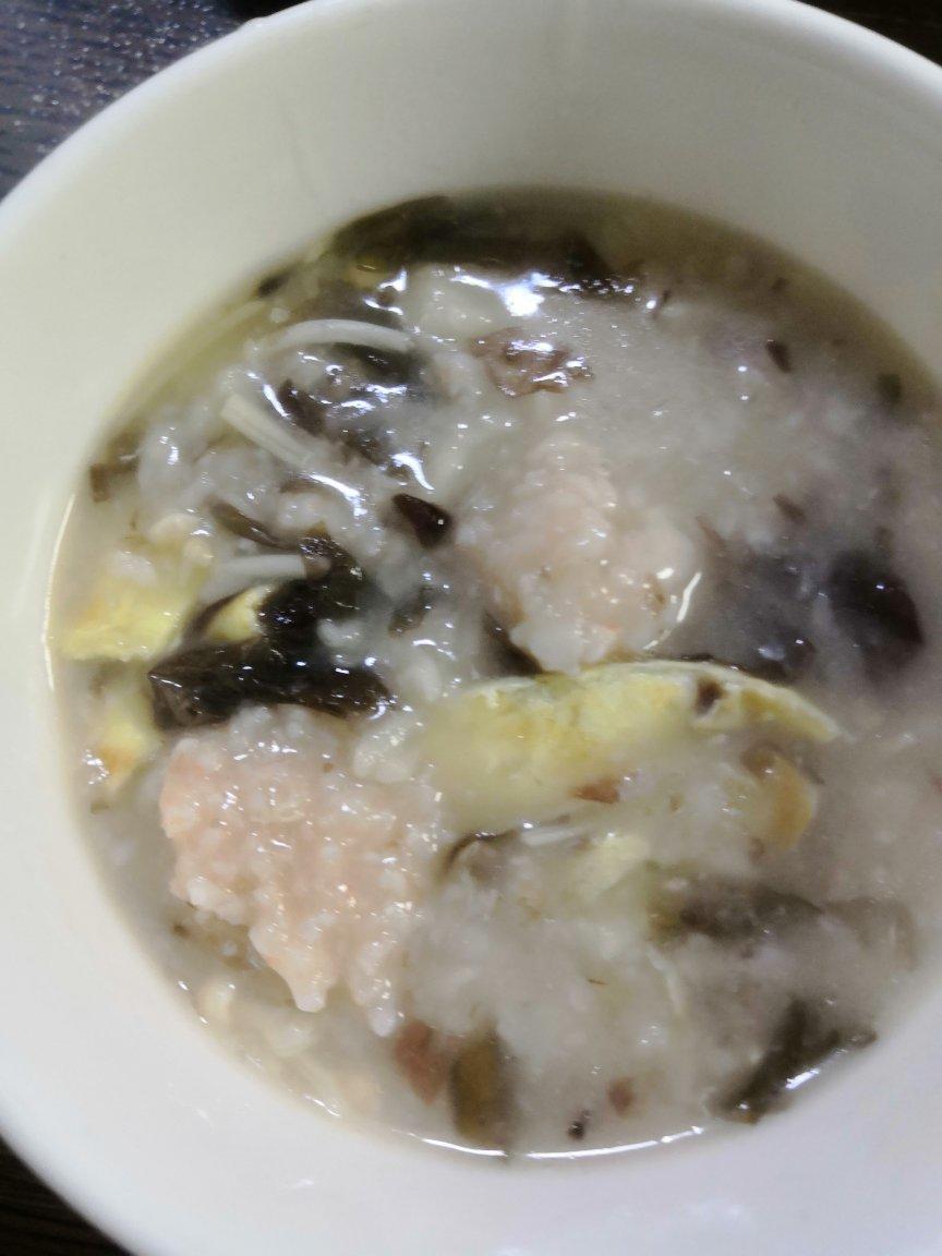 让宝宝一口就爱上的虾滑紫菜疙瘩汤