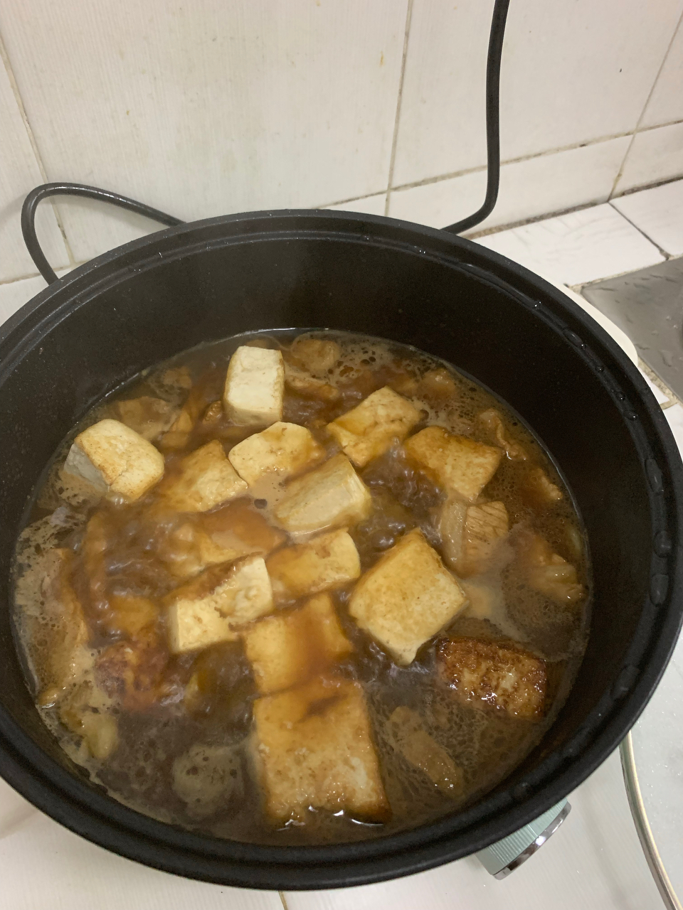 豆腐烧肉（一道豆腐比肉好吃的红烧肉）