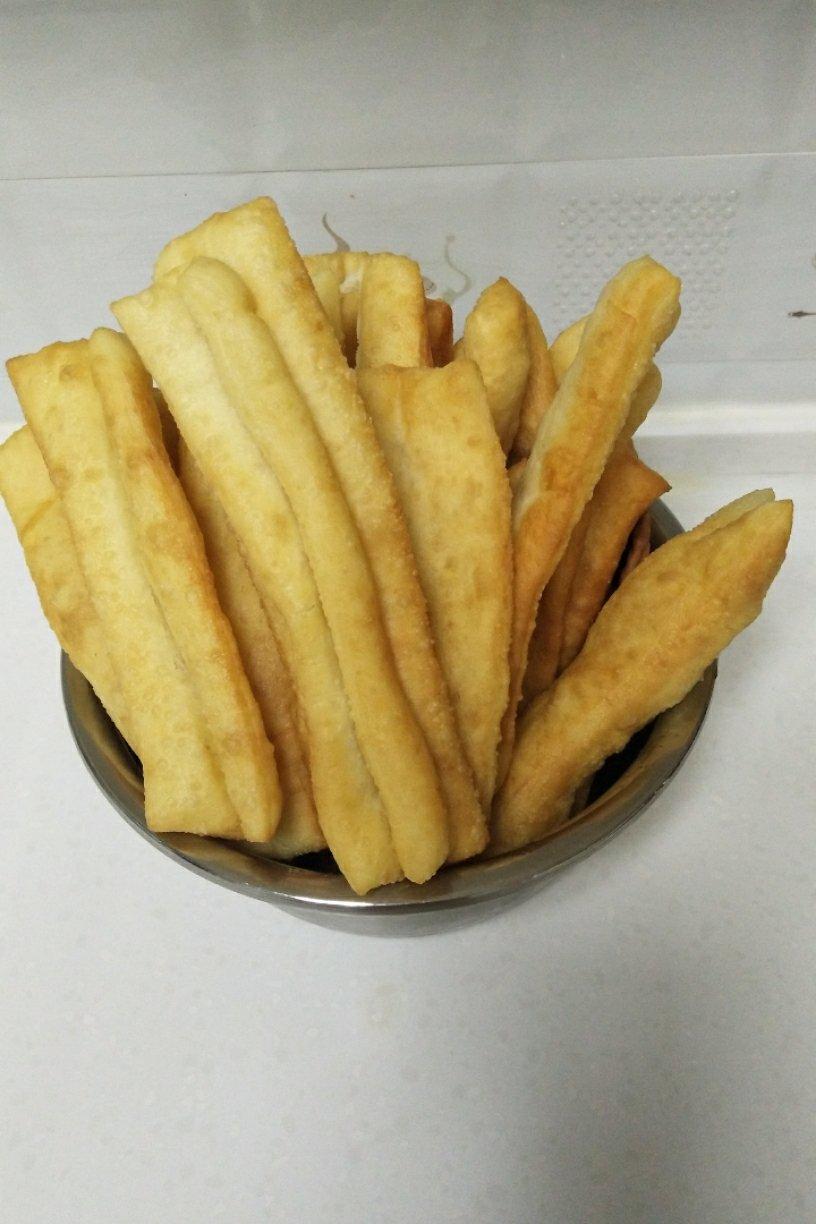 手机用户6411dzhi做的自制无泡打粉油条