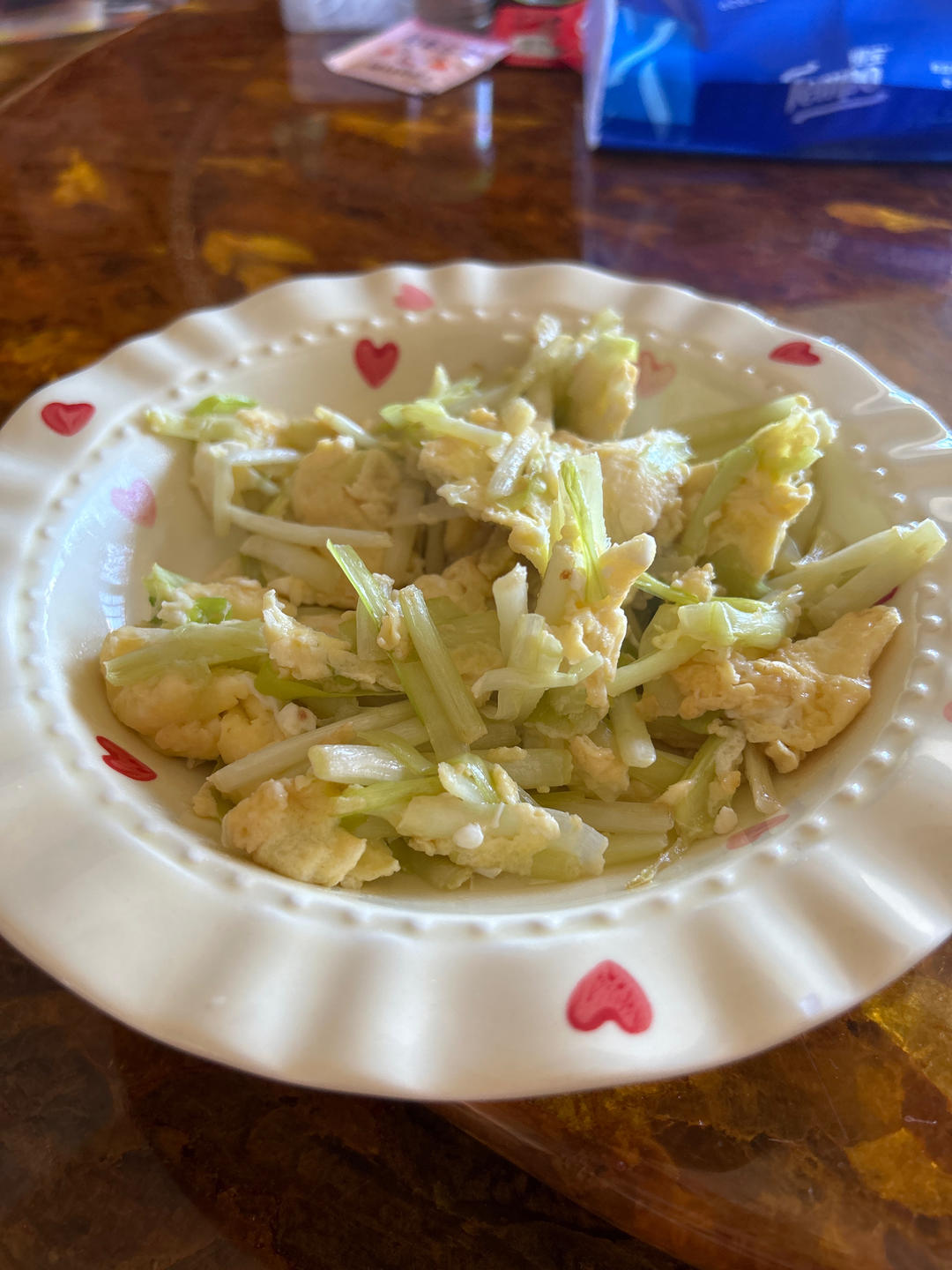 整个简单的韭黄炒蛋（手把手教学）