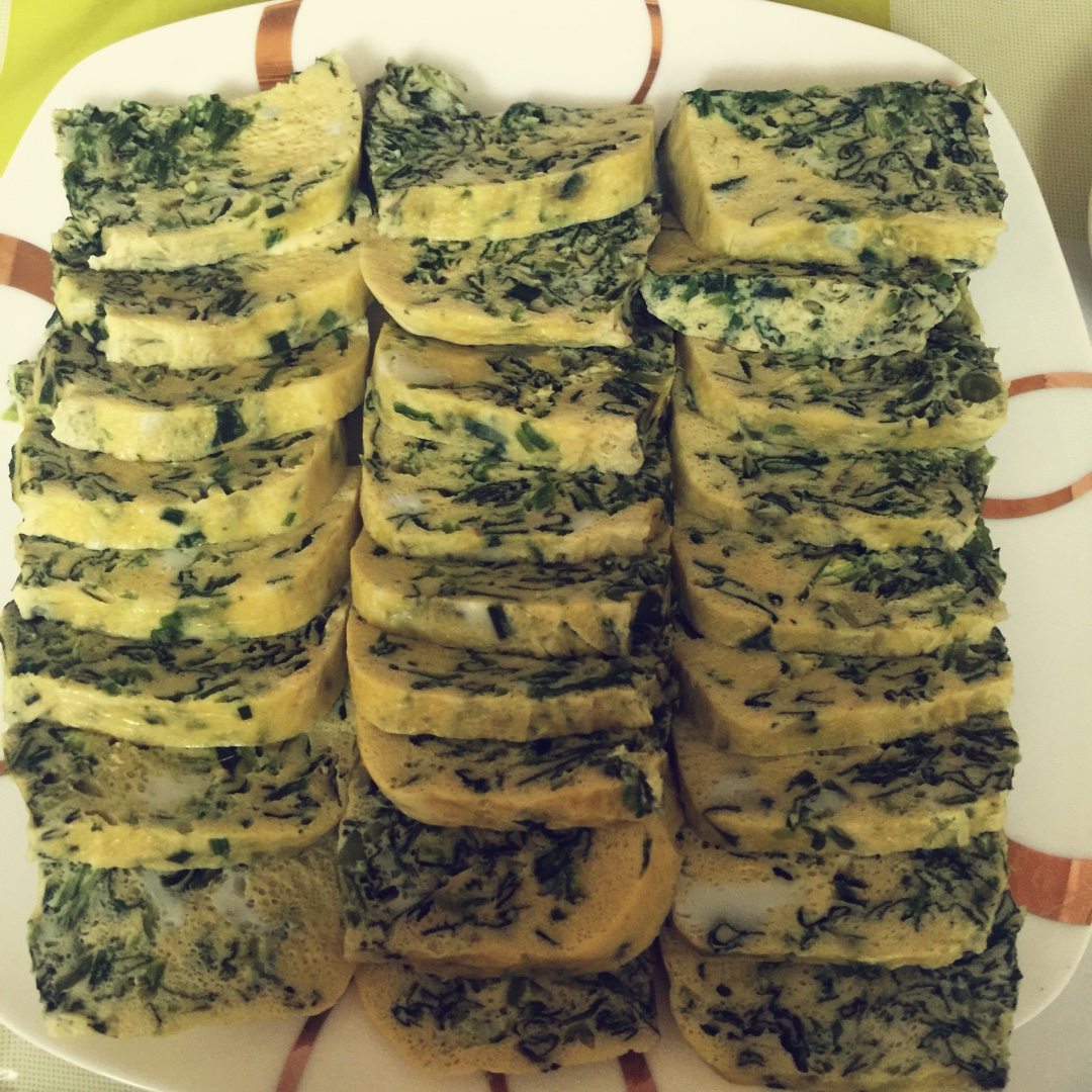 蘸汁菠菜鸡蛋糕——春季养生多吃菠菜