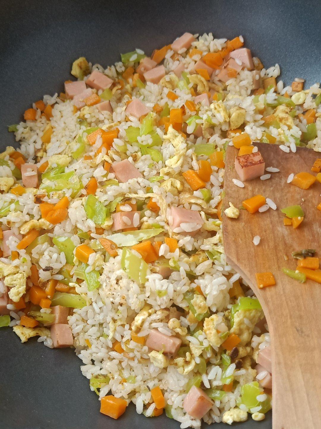 家常蛋炒饭