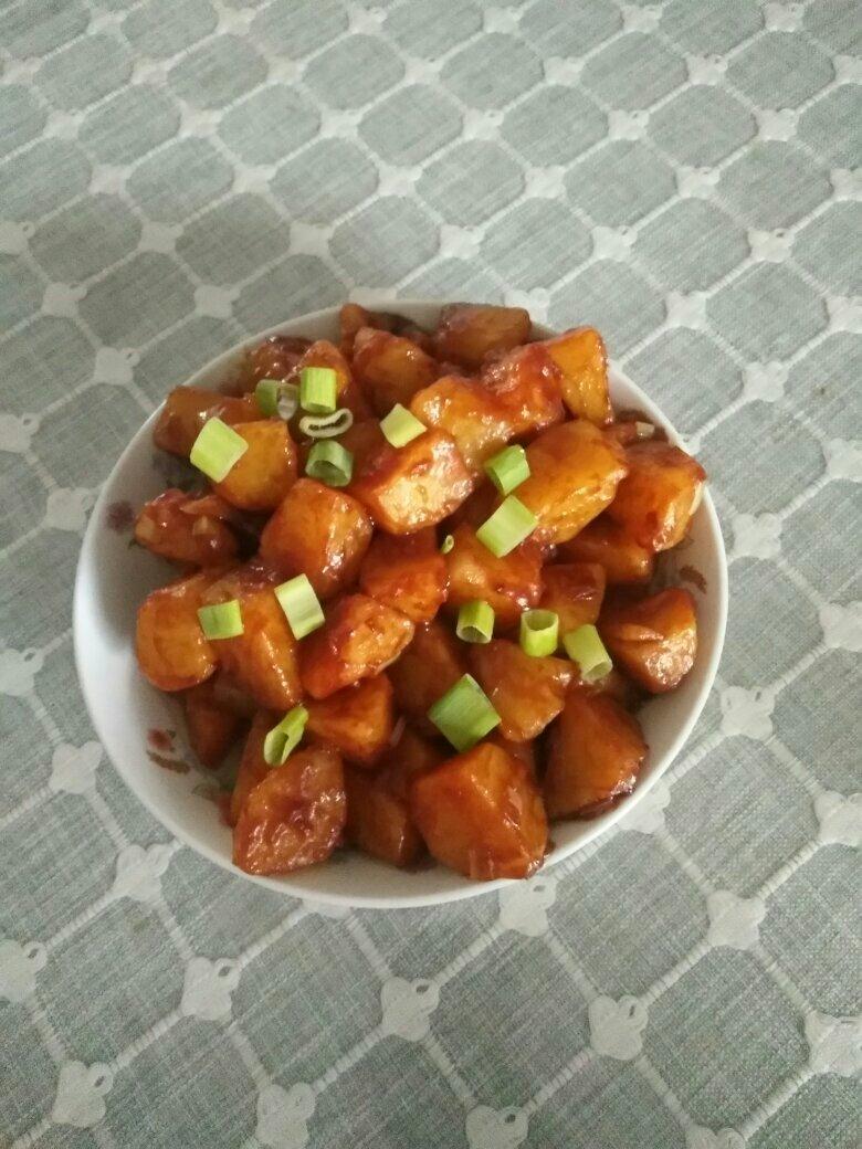 🔥巨下饭，软糯入味！比肉还好吃的红烧土豆