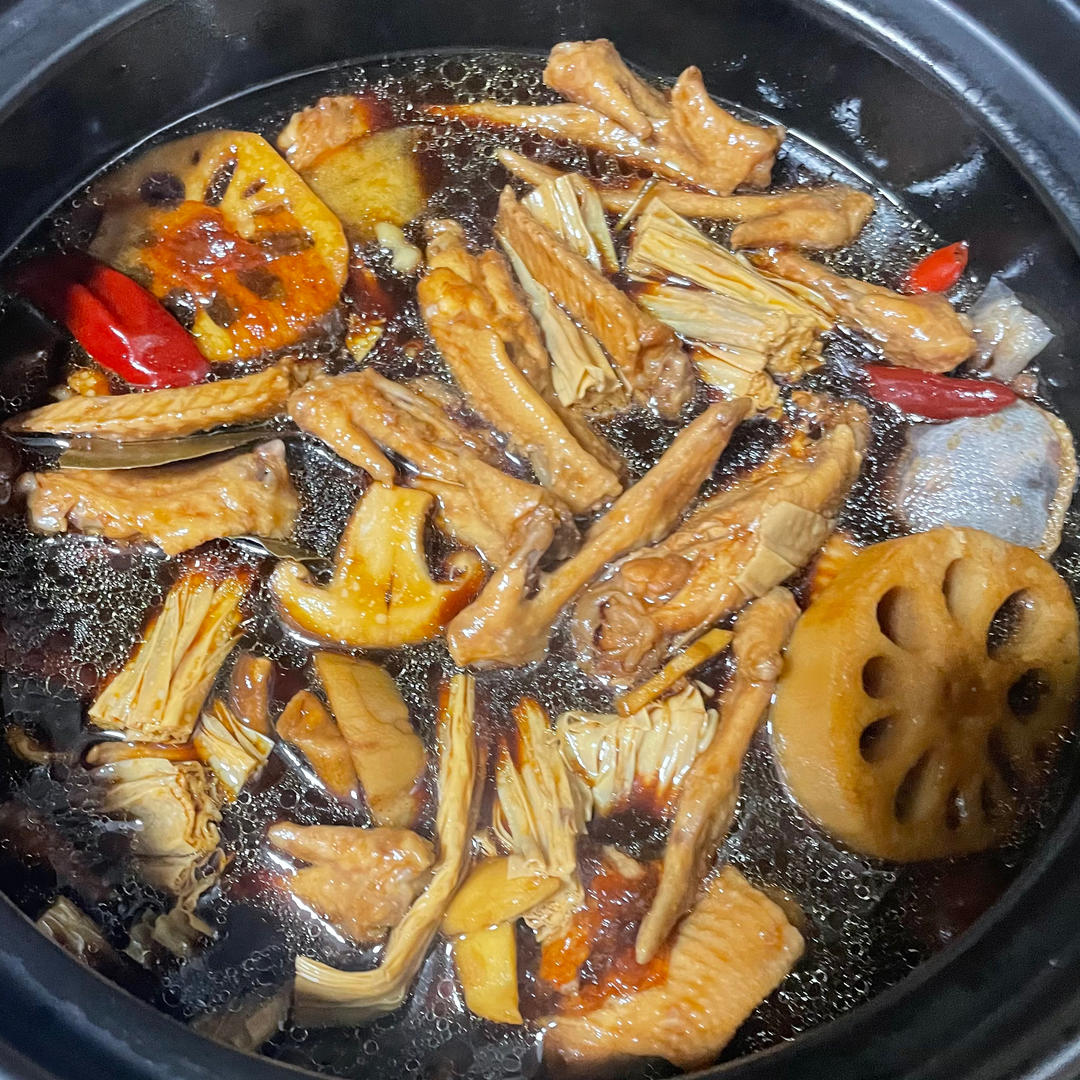 周黑鸭就是这个味儿~~卤鸭舌•鸭翅•鸭脖•鸭肠