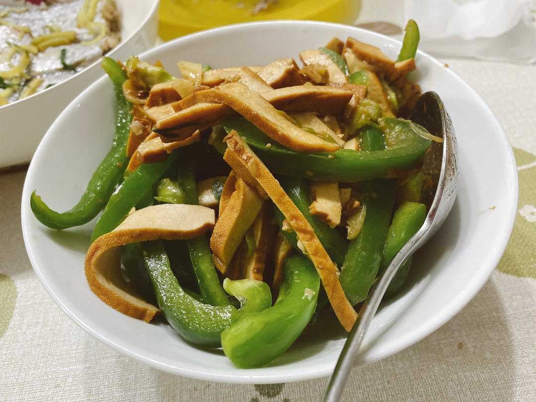 青椒豆腐干