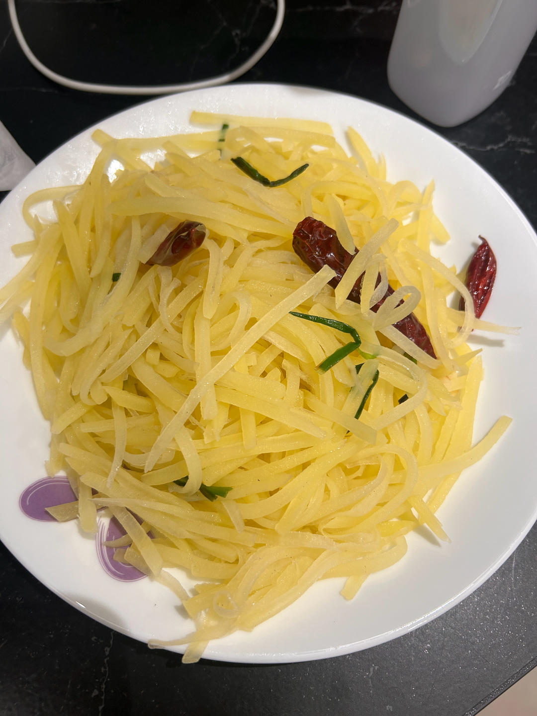 饭店脆脆的酸辣土豆丝家常做法