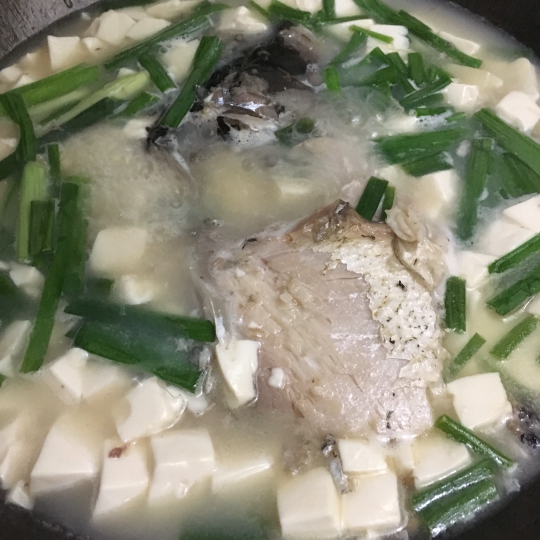 鱼头豆腐汤