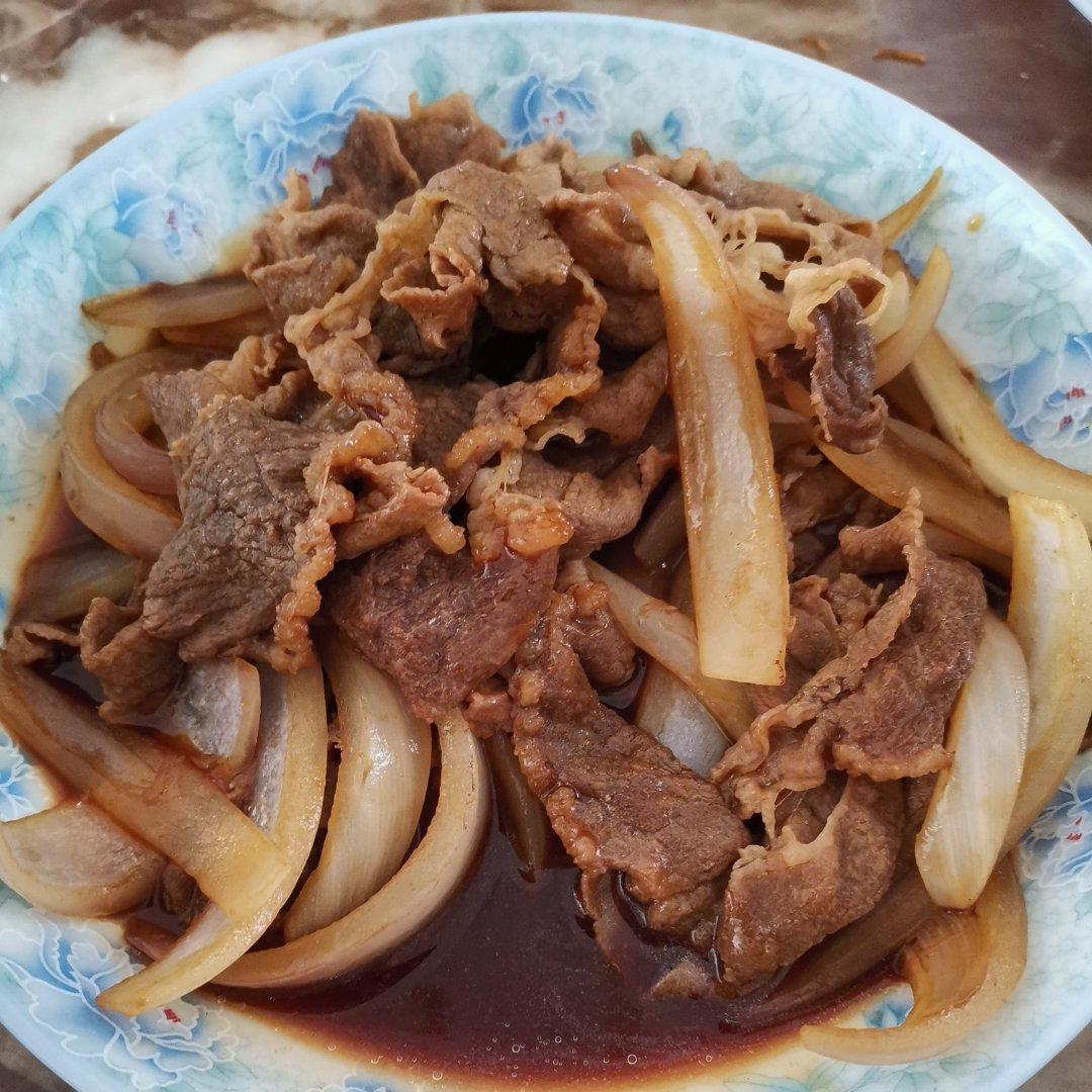 是真的鸭做的洋葱牛肉卷