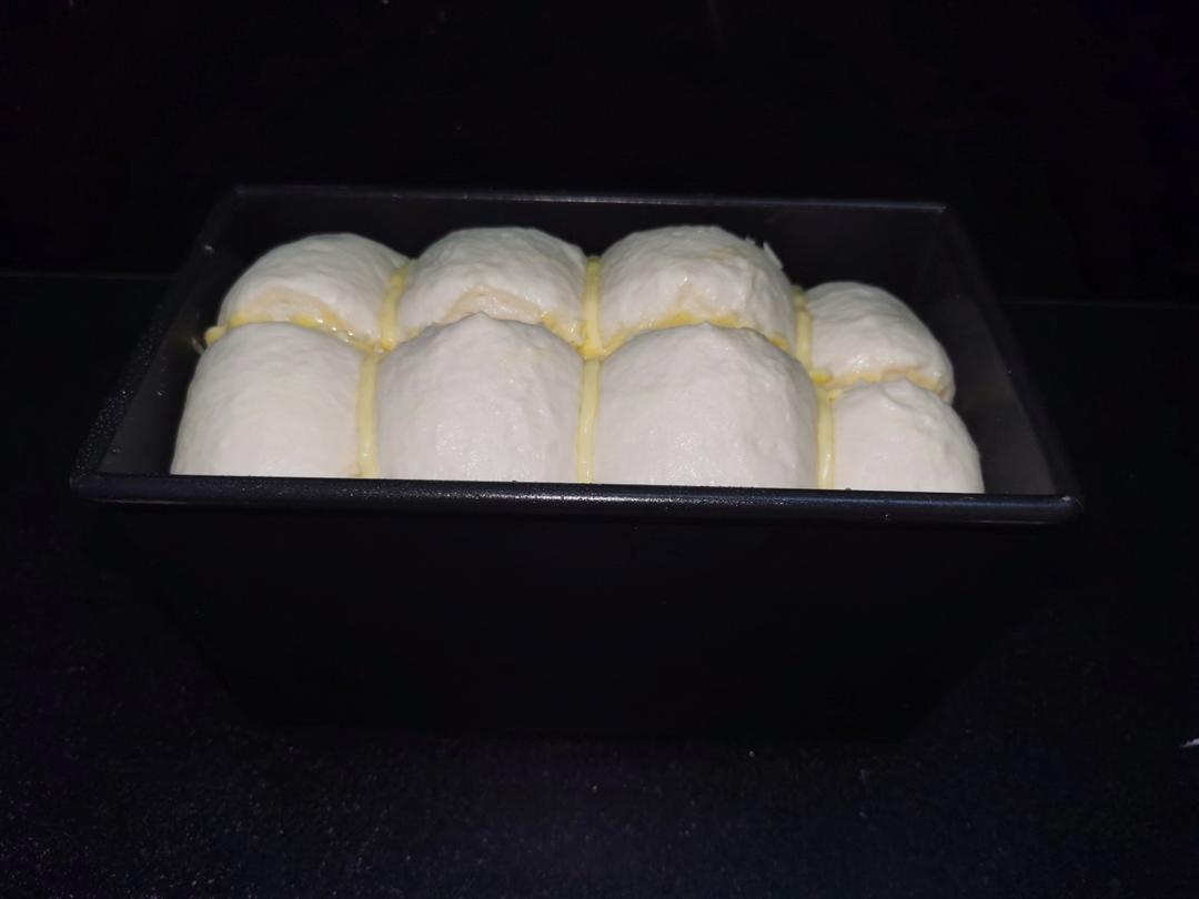 鲜奶液种超熟吐司