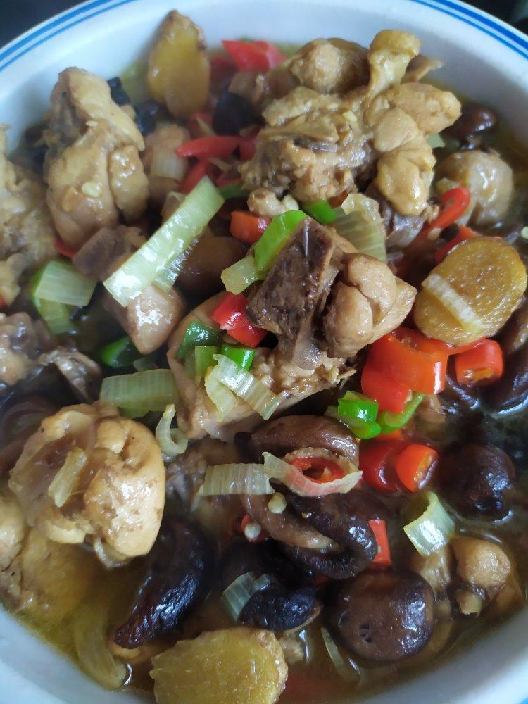 骄阳似火xqy做的小鸡炖蘑菇