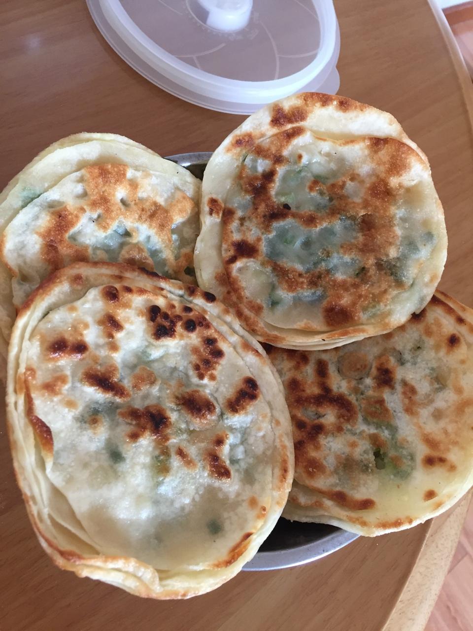 饺子皮葱油饼