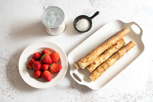 雪山草莓｜新春健康甜品的做法 步骤1