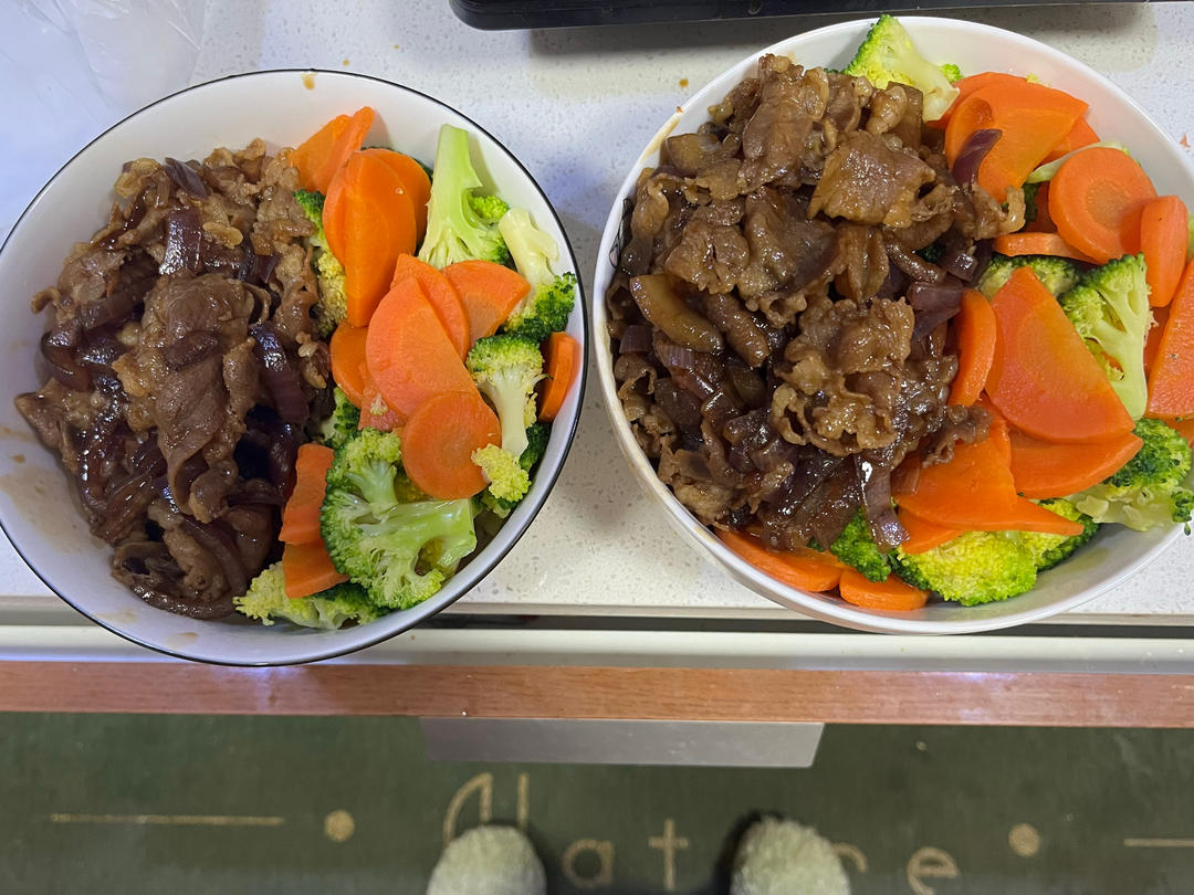 这大概是最接近日料店的照烧肥牛饭了