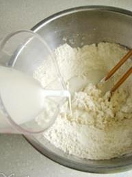 美味奶黄包的做法 步骤11
